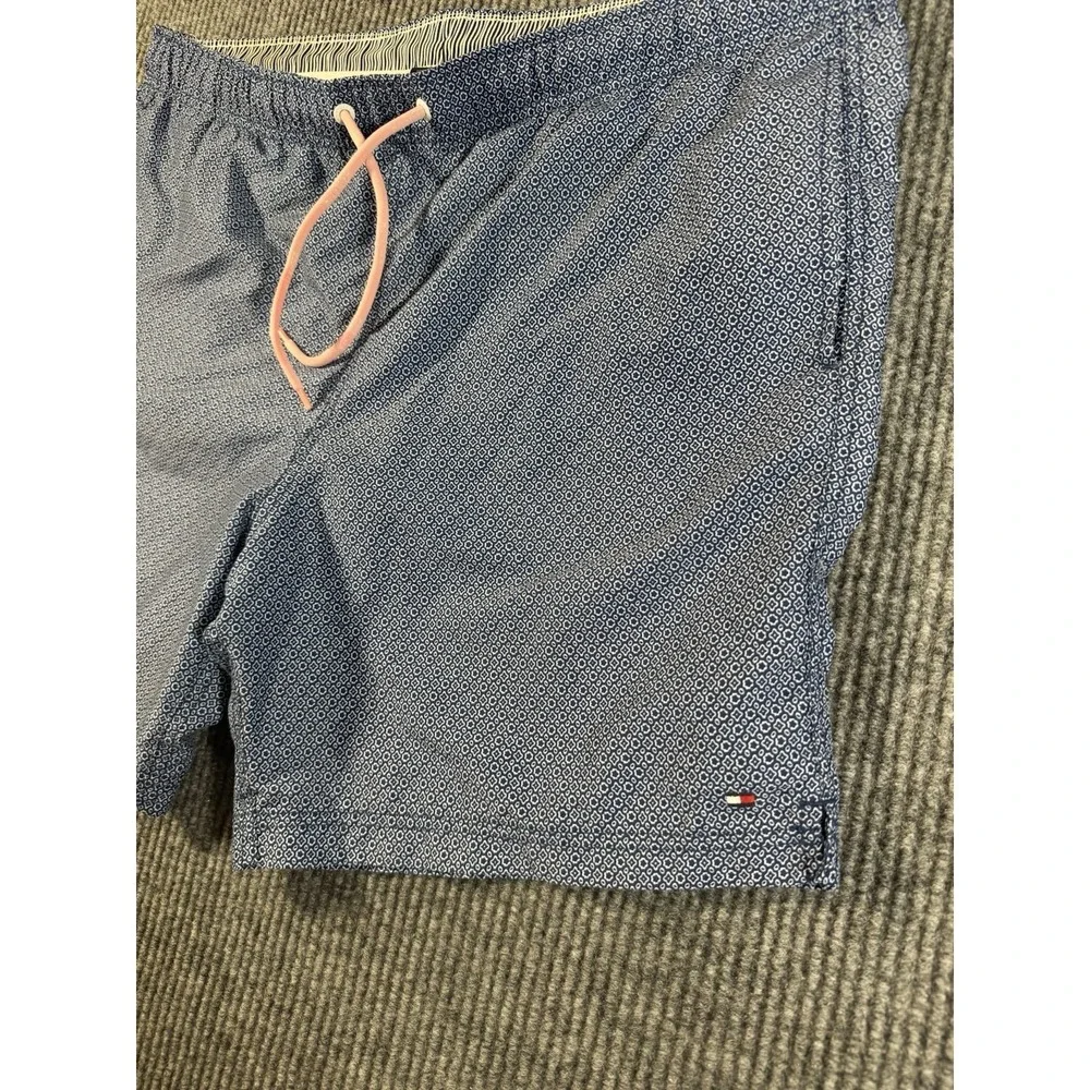 Tommy Hilfiger Men's Swim Shorts Blue Geometric XL‎ Drawstring Mesh Lined